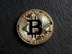 Harga Bitcoin Tembus $88.200 di Tengah Sentimen Negatif terhadap Aset USD dan Peringatan Halving BTC