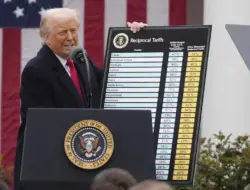 Donald Trump Umumkan Jeda Tarif Impor: Kabar Baik bagi Indonesia, Tapi Tidak untuk China